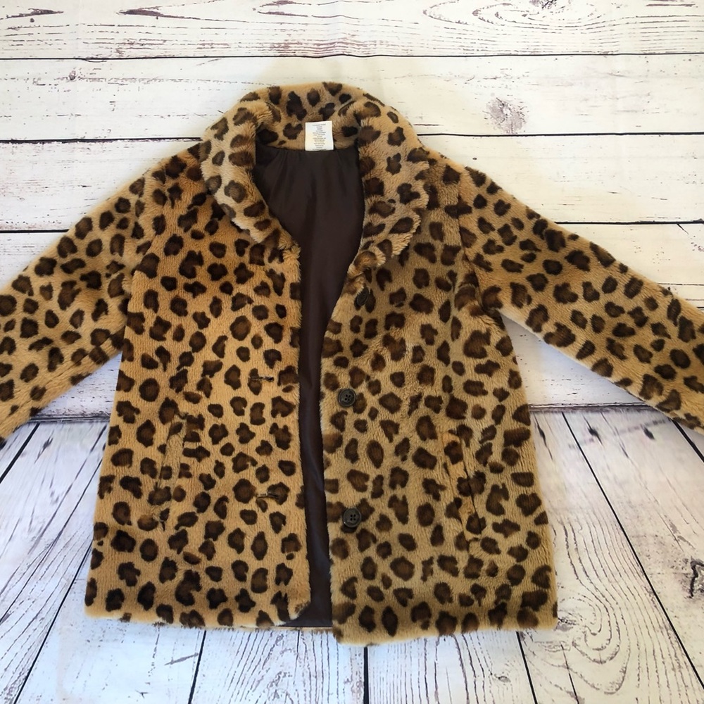 Leopard coat